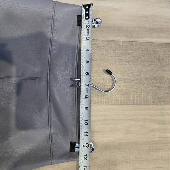 Aritzia Babaton Pegu Skirt - Picture 4 of 5